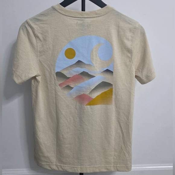 NWT Women's Carhartt Beige, Relaxed Fit, Lightweight, Short Sleeve Pocket Tee. - Picture 2 of 4